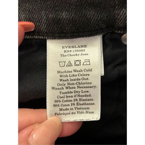 Everlane The Curvy Cheeky Crop Jeans In Washed Black Size 28 regular - Picture 9 of 9